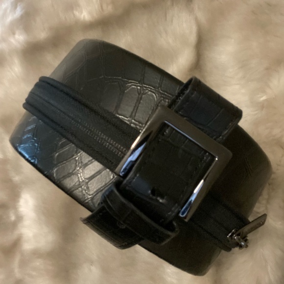 Calpak Black Croc-Embossed Circle Bag - Picture 3 of 4